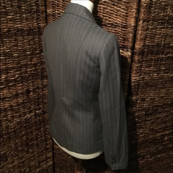 TAHARI - Picture 9 of 13